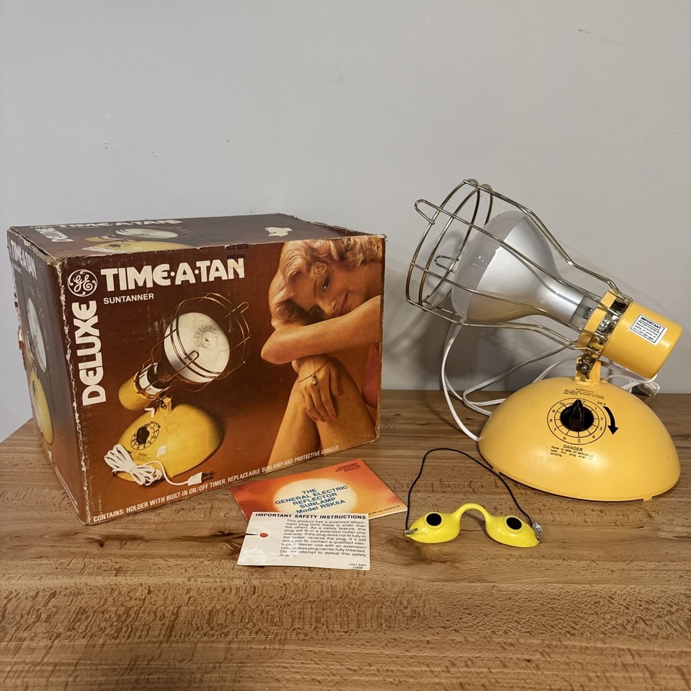 Vintage General Electric GE Deluxe Sunlamp Time-A-Tan Kit Model RSK6A- Works!